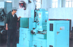 磨齒機(jī)設(shè)備